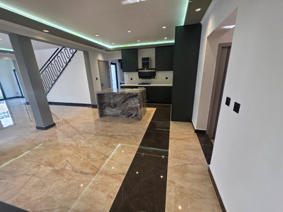 3 Bedroom Property for Sale in Sandown Western Cape